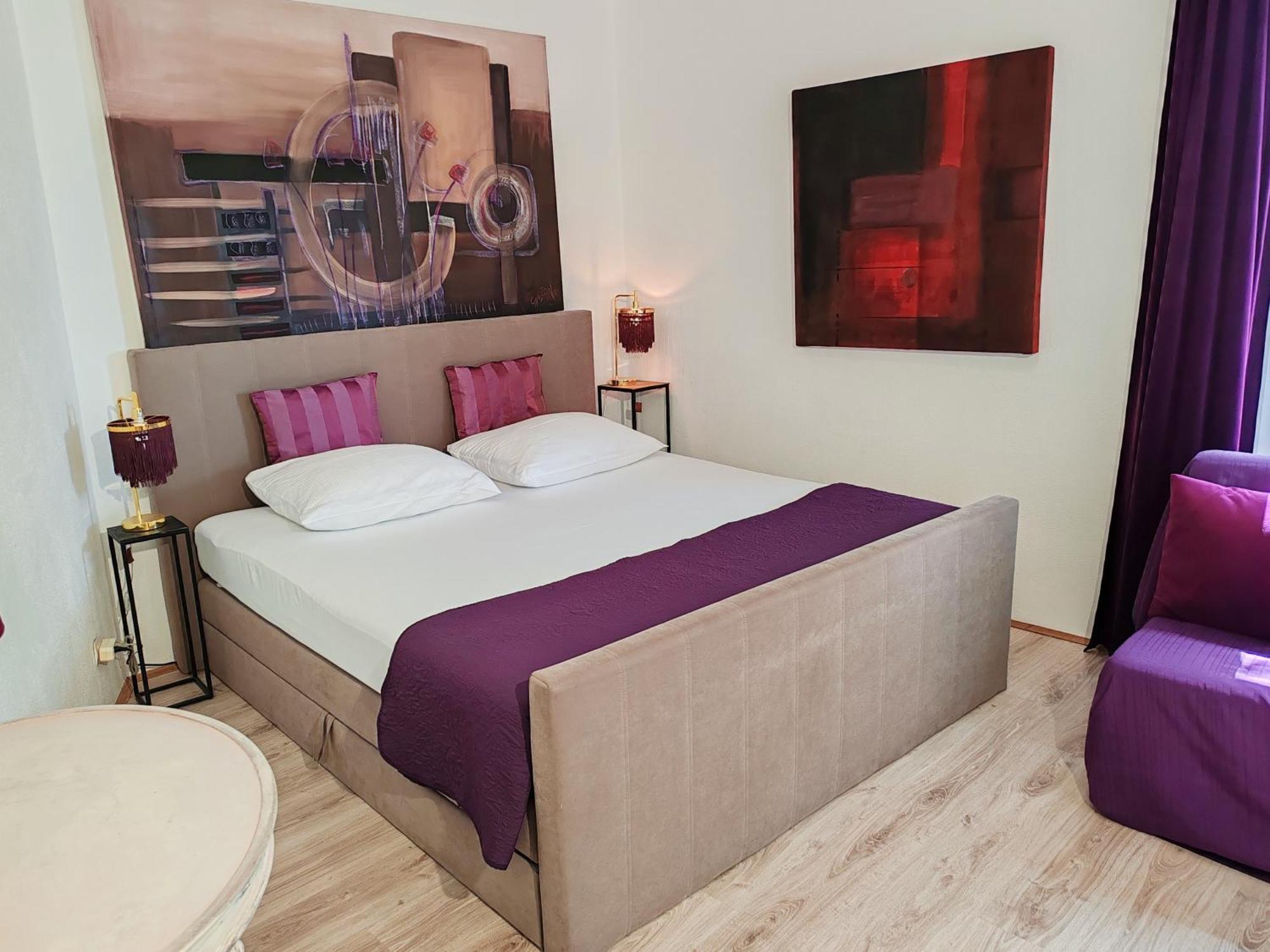 Art Gallery House With A Small Relaxing Pool Crikvenica Bagian luar foto